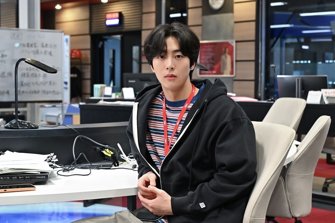 Recent activity shot of Kim Mujun
