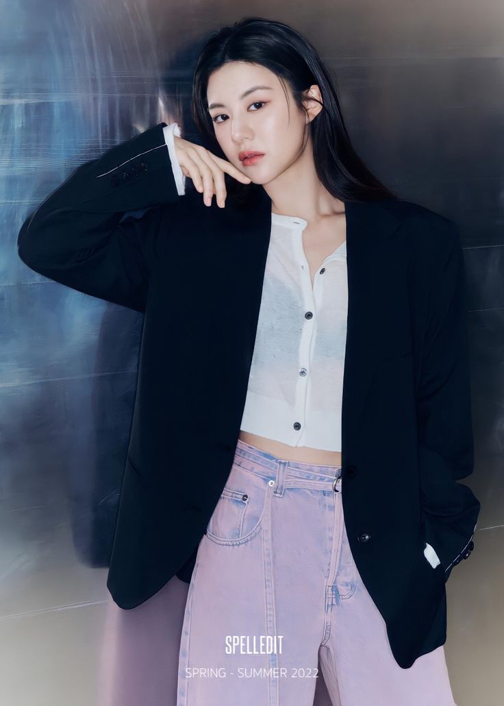 Behind-the-scenes cut of Go Younjung