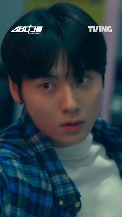 Representative background image loved by Hwang Minhyun fandom