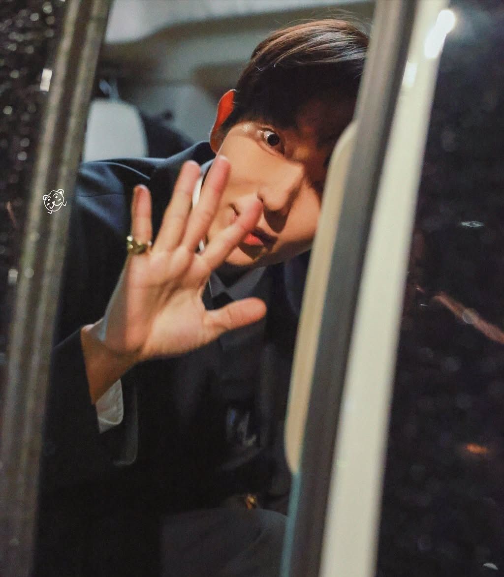 Recent activity shot of Lee Joongi