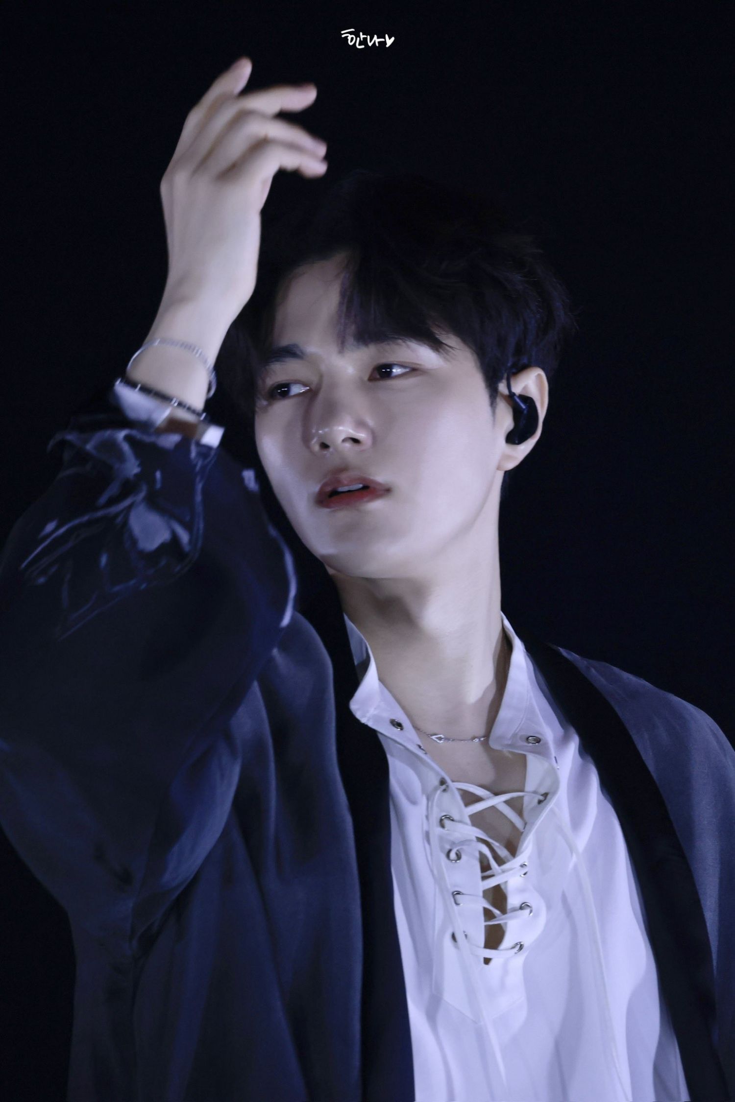 Recent activity shot of Kim Myungsoo (L)