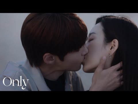 Behind-the-scenes cut of Hwang Inyoup