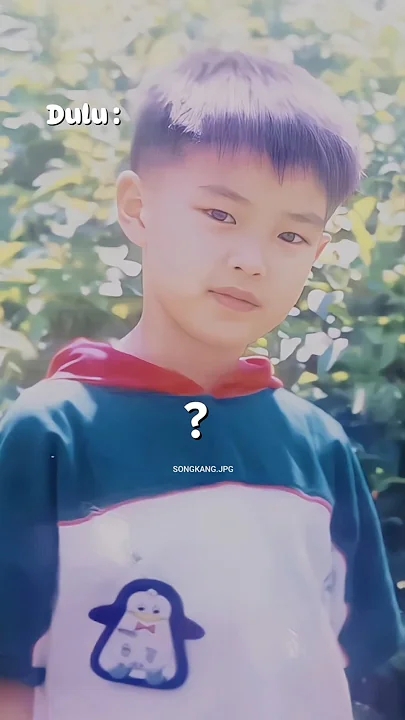 Emotional wallpaper shared by fans for Song Kang