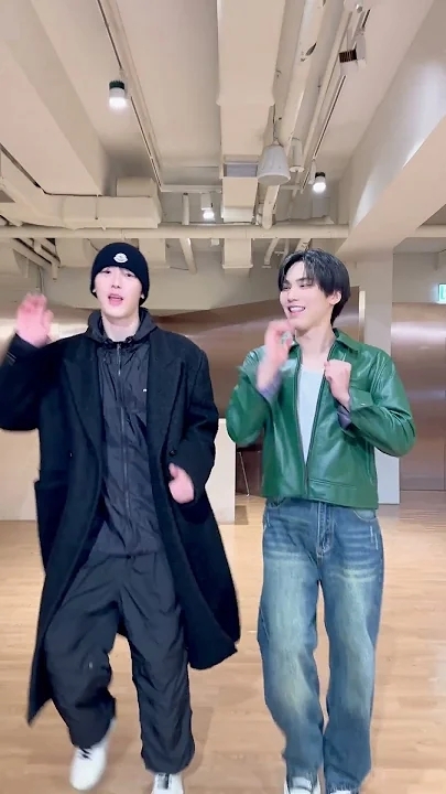 Emotional wallpaper shared by fans for Yoon Sanha