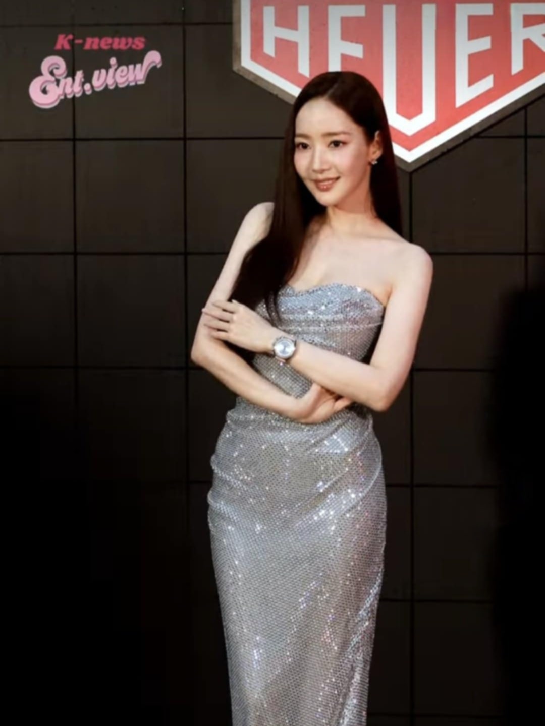 Behind-the-scenes cut of Park Minyoung