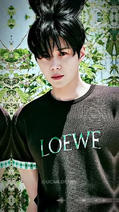 Special wallpaper made by Kim Seonho's fans