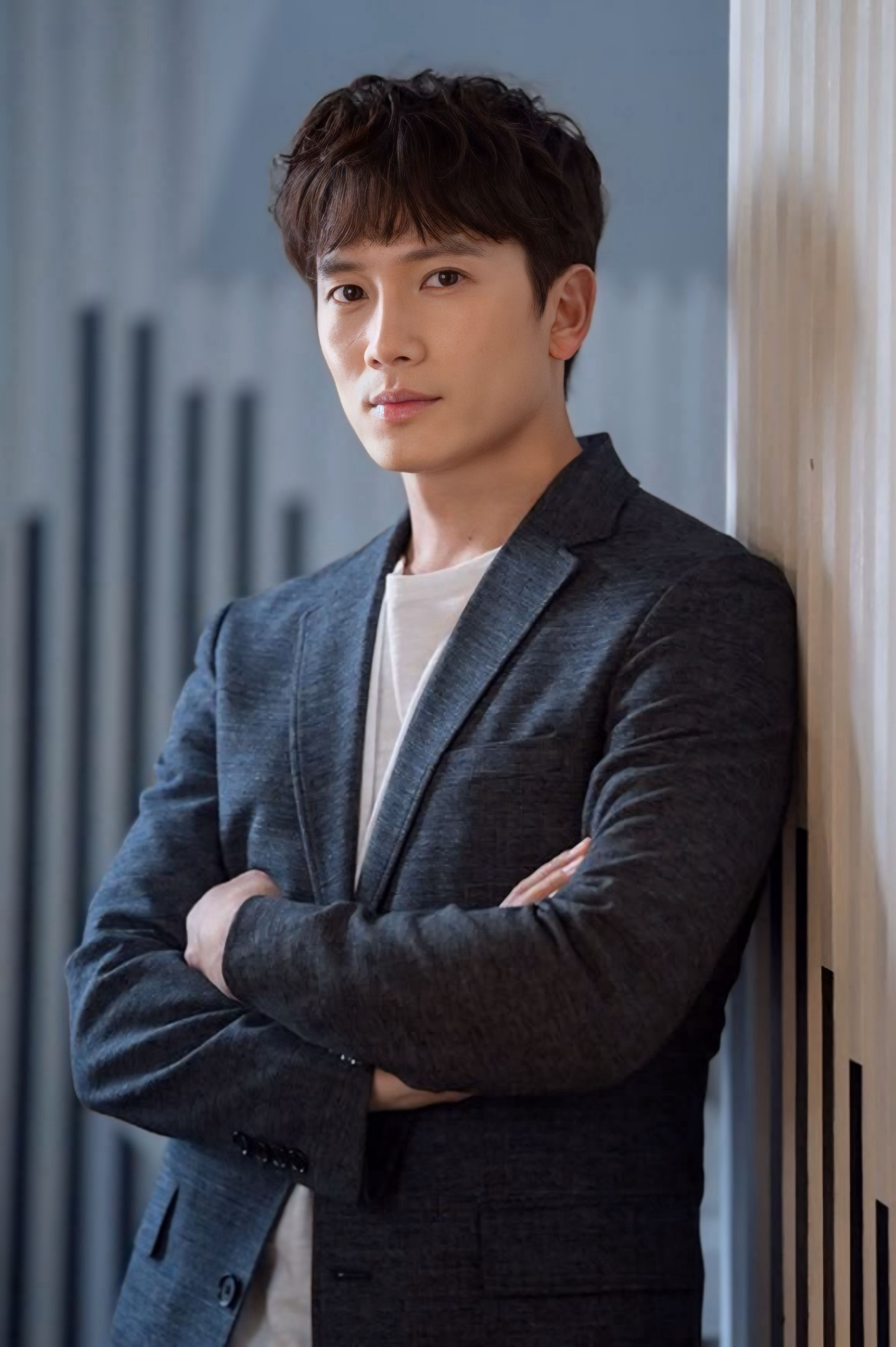 Recent activity shot of Ji Sung