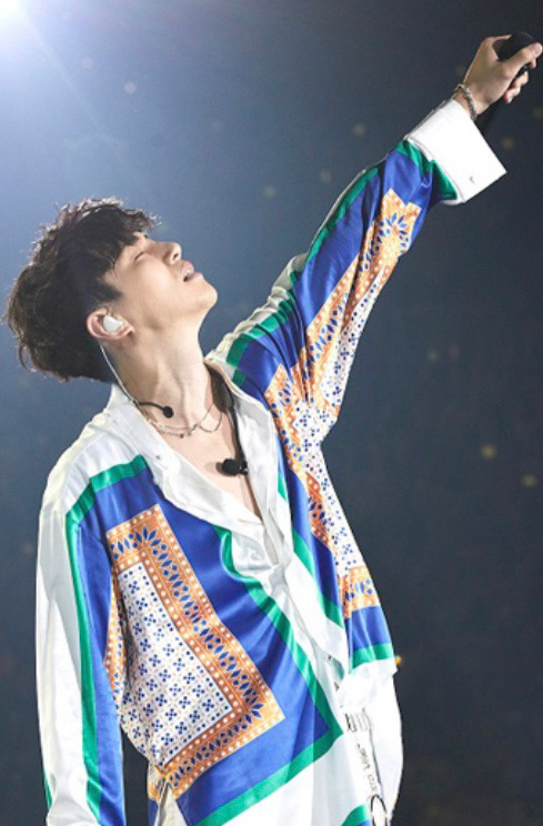 粉丝拍下的李俊昊瞬间