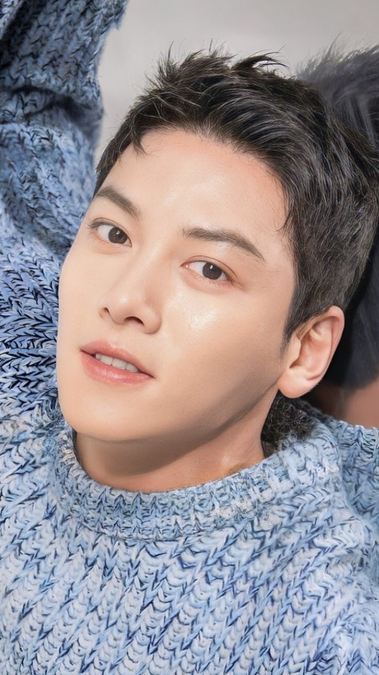 Behind-the-scenes cut of Ji Changwook