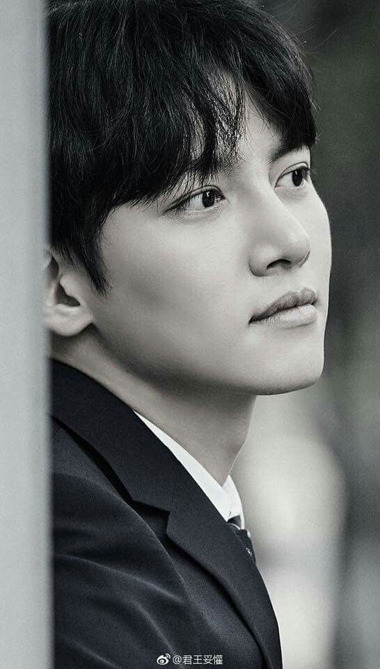 지창욱 최근 활동샷