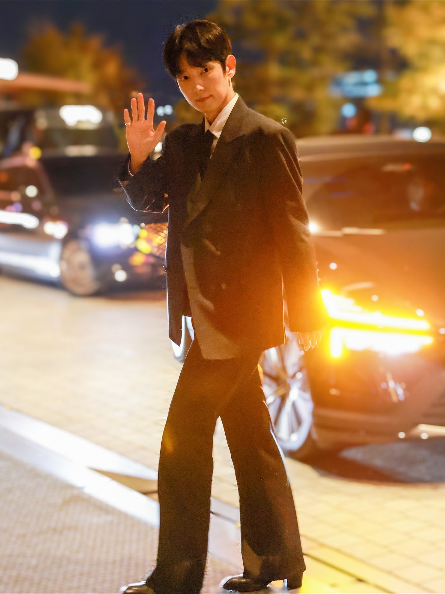 Cuplikan di balik layar dari Lee Joongi