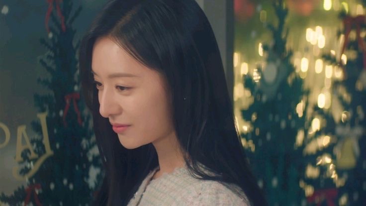 Recent activity shot of Kim Jiwon