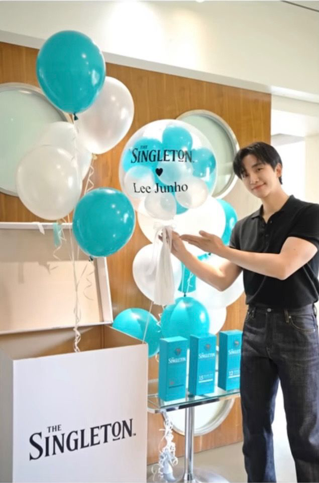Recent activity shot of Lee Junho