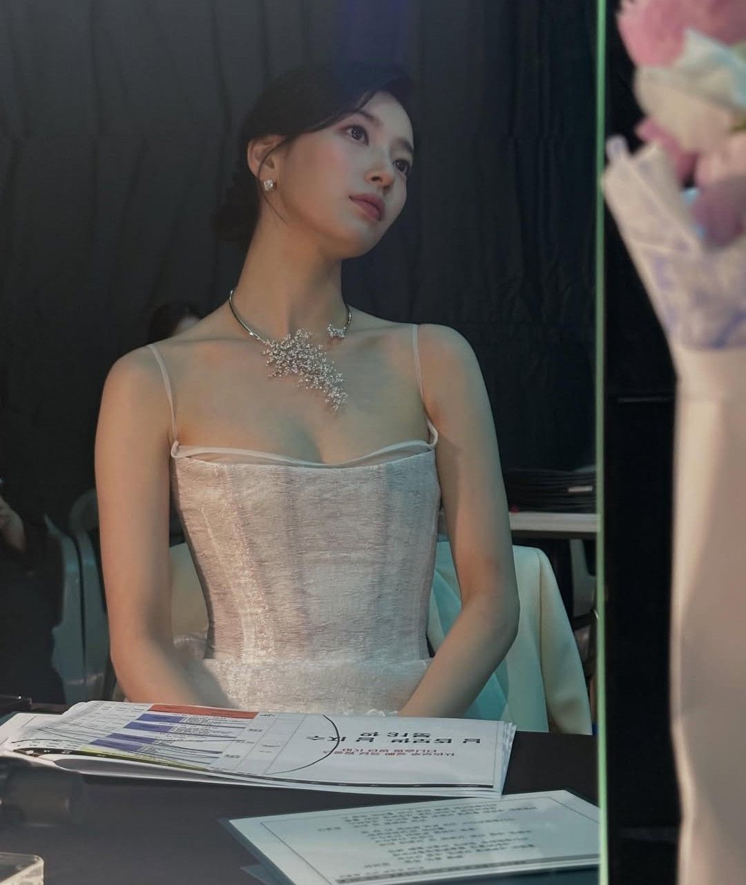 Behind-the-scenes cut of Bae Suzy