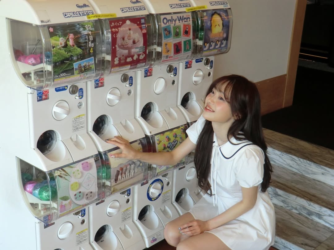 Behind-the-scenes cut of Chuu