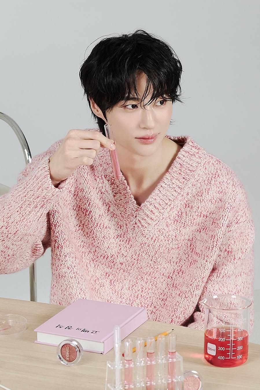 Latest photo of Byeon Wooseok