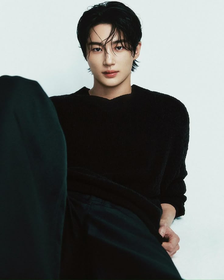 Behind-the-scenes cut of Byeon Wooseok