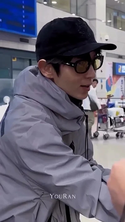 Recent activity shot of Lee Joongi