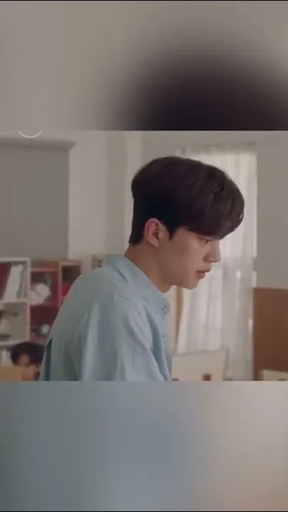 Emotional wallpaper shared by fans for Song Kang
