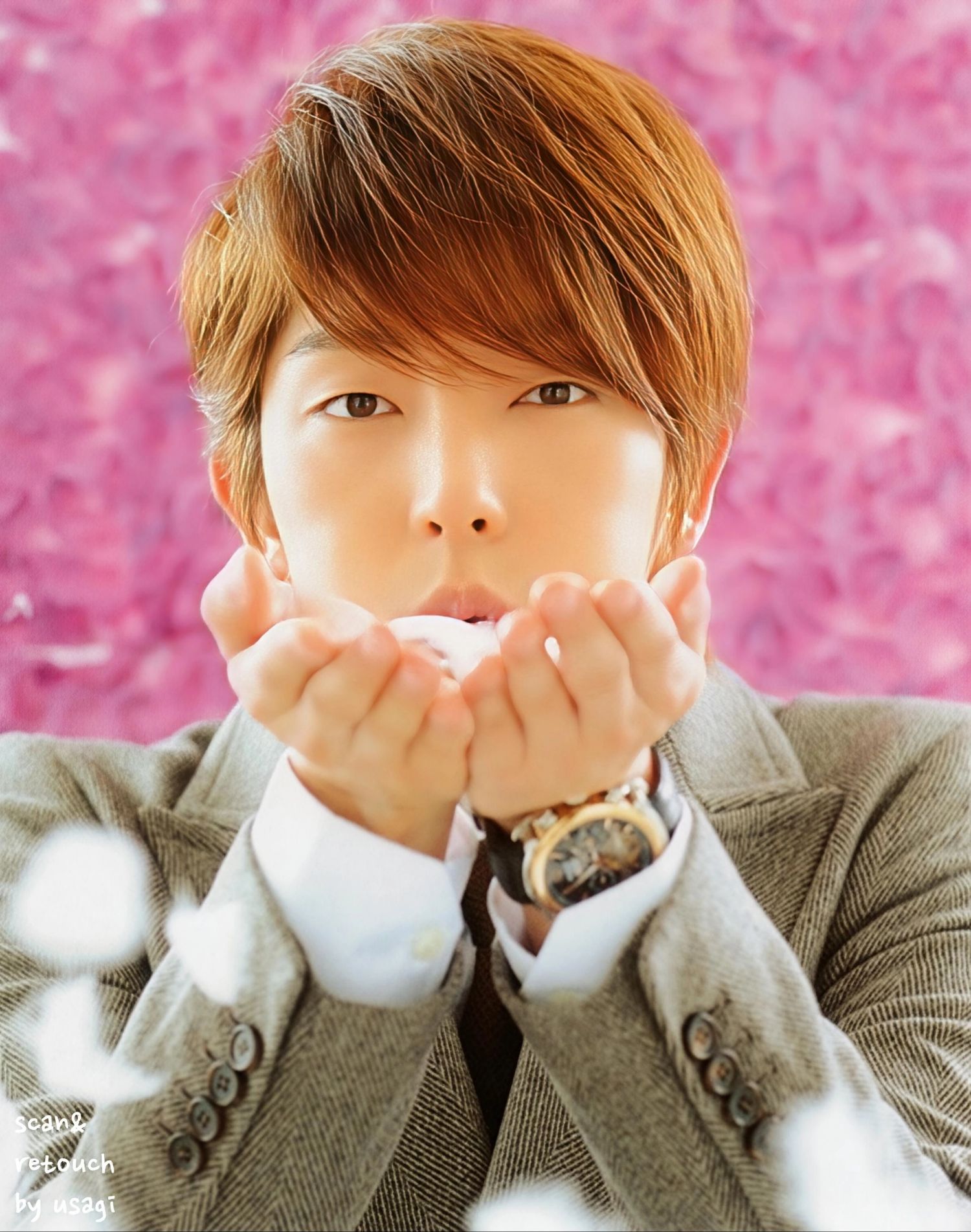 A moment captured by a fan of Lee Joongi