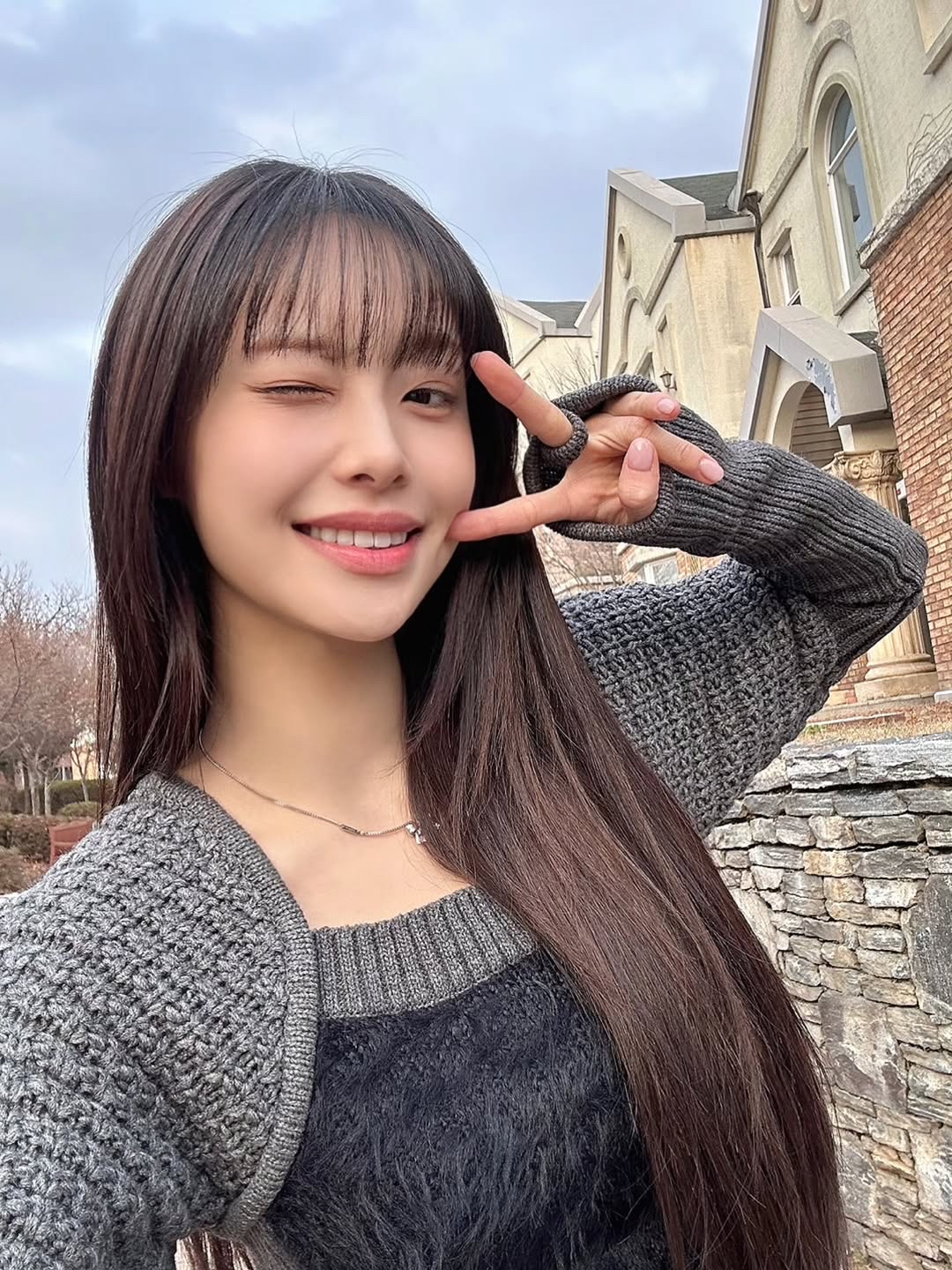Latest photo of Chuu