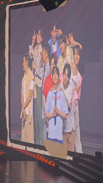 Special wallpaper made by Choi Siwon's fans