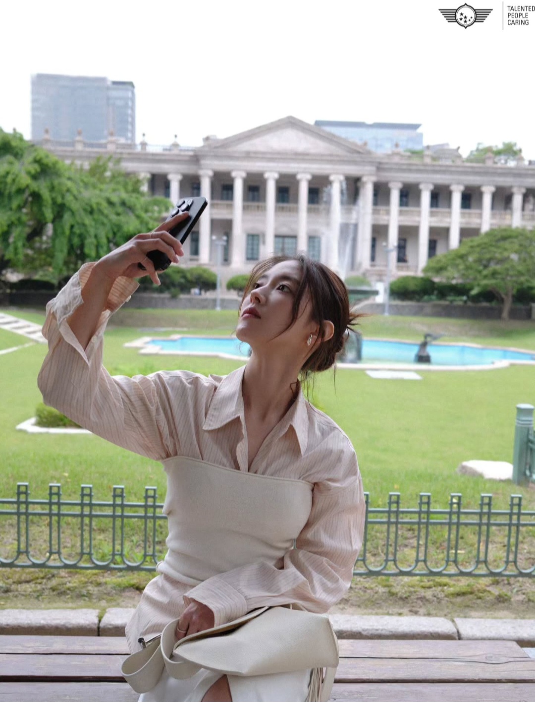 A moment captured by a fan of Lee Seyoung