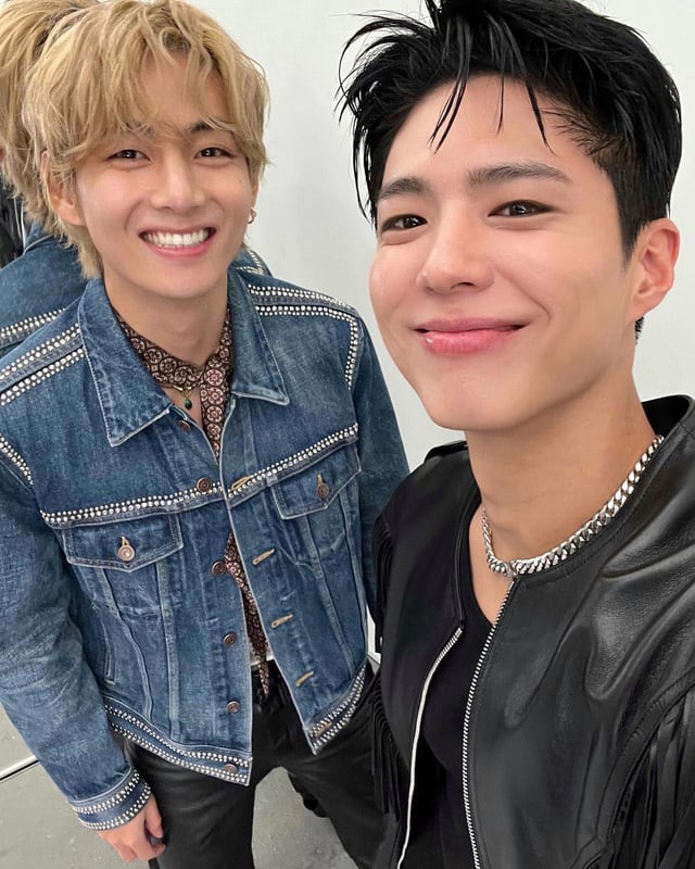 Recent activity shot of Park Bogum