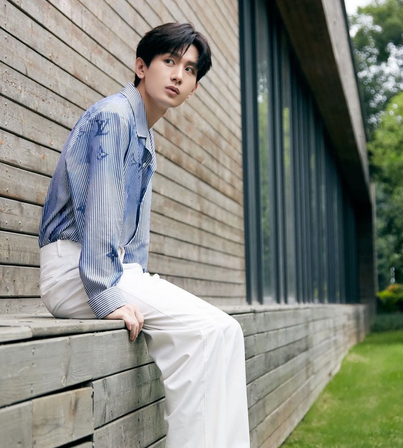 Behind-the-scenes cut of Cheng Yi