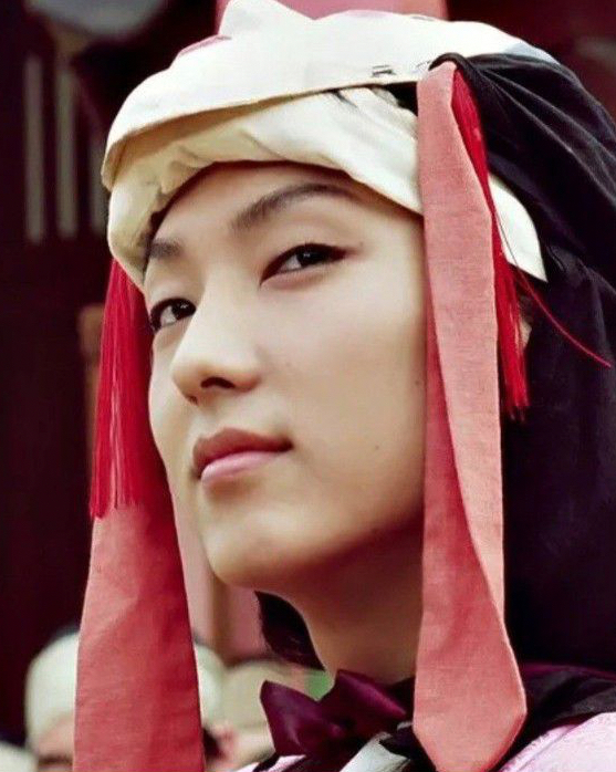 Recent activity shot of Lee Joongi