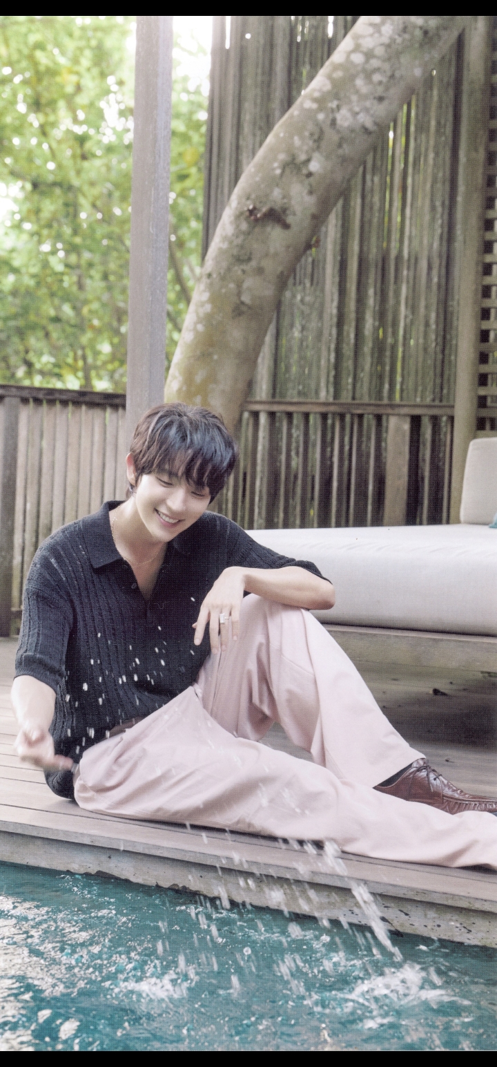 Latest photo of Lee Joongi