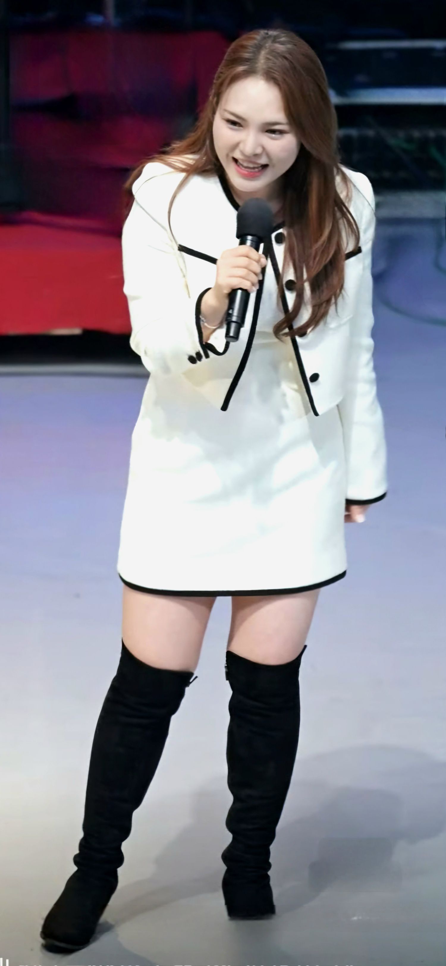 Today's popular wallpaper in Miss Kim community