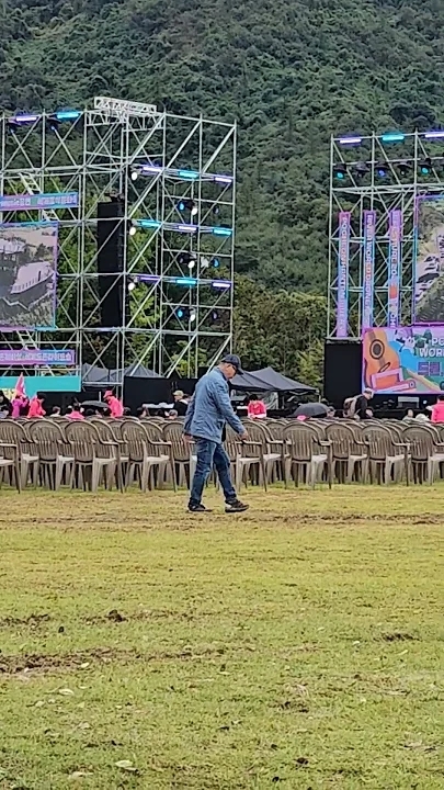 Momen yang diabadikan oleh penggemar Song Gain