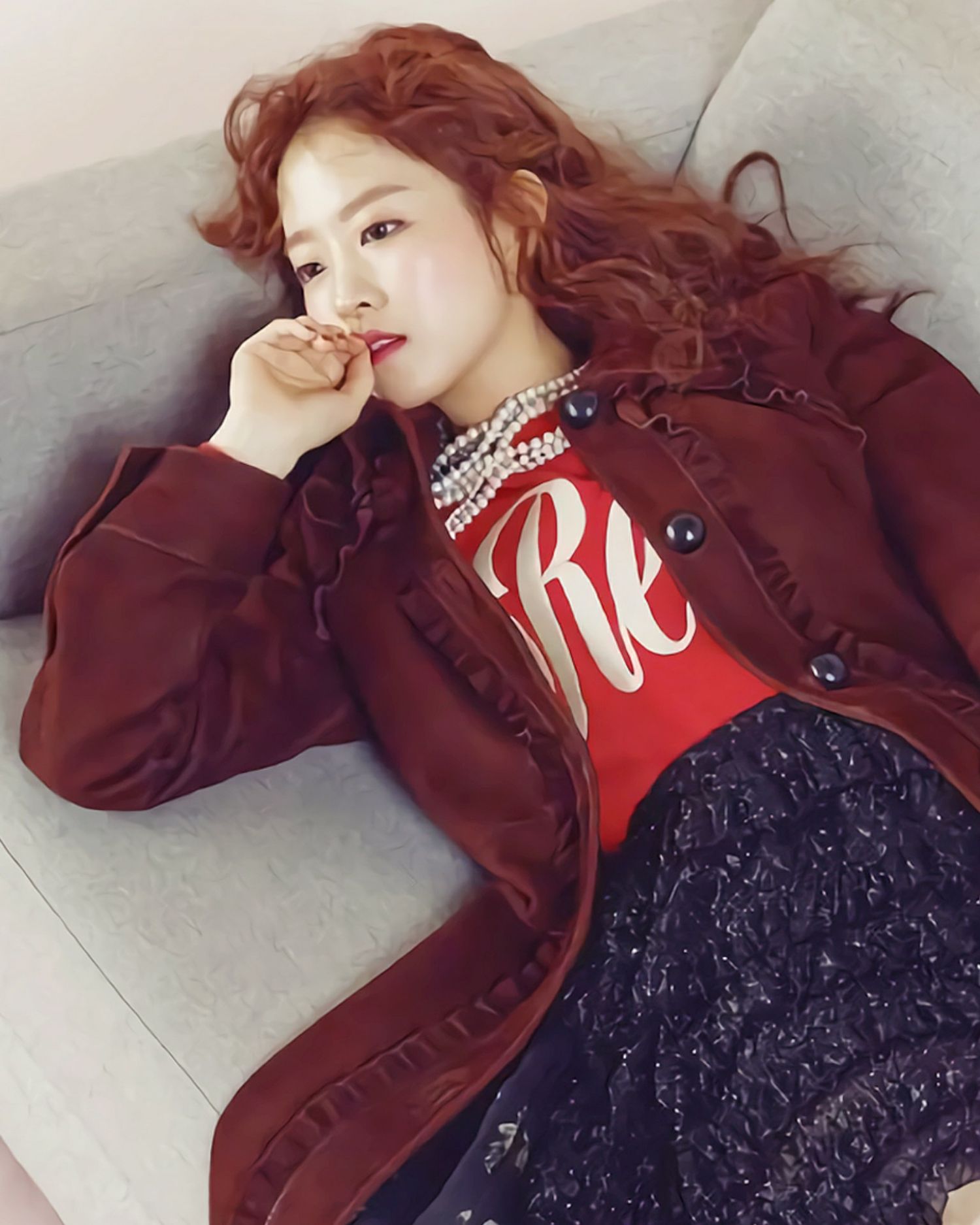 Behind-the-scenes cut of Park Boyoung