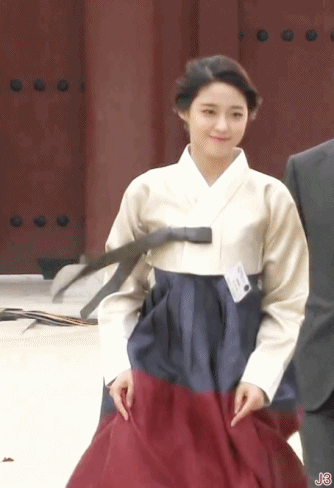 A moment captured by a fan of Seolhyun