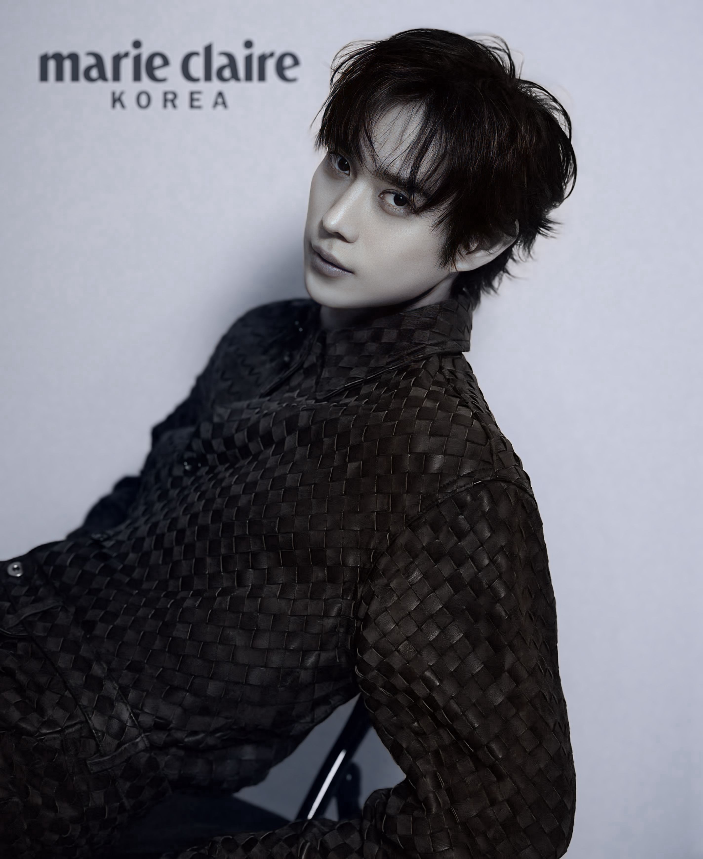 Behind-the-scenes cut of Kim Youngdae