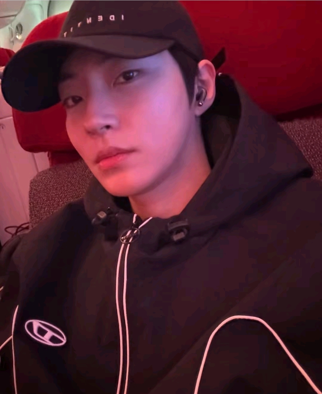 Foto kegiatan terbaru dari Hwang Inyoup