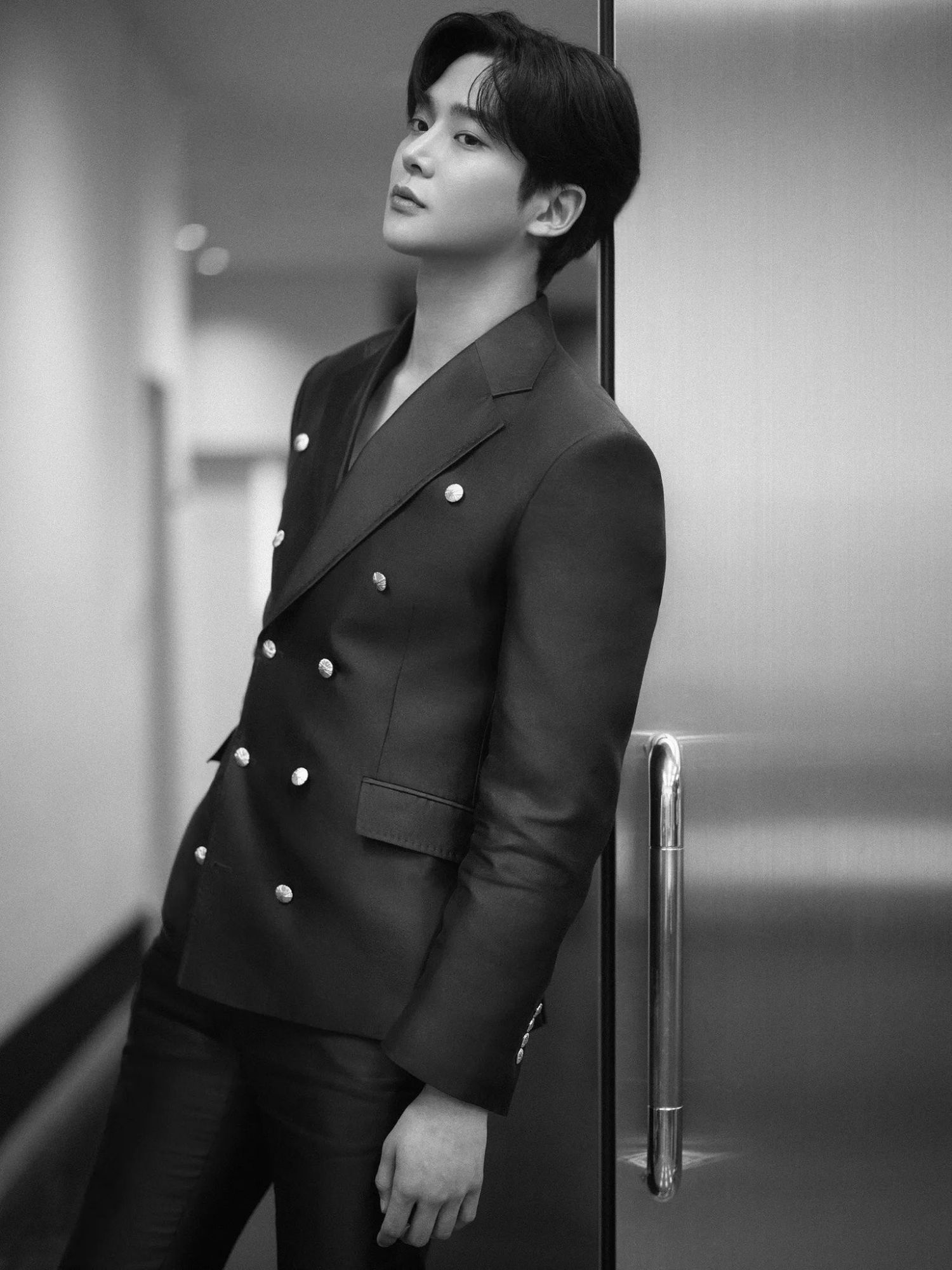 Foto terbaru dari Rowoon