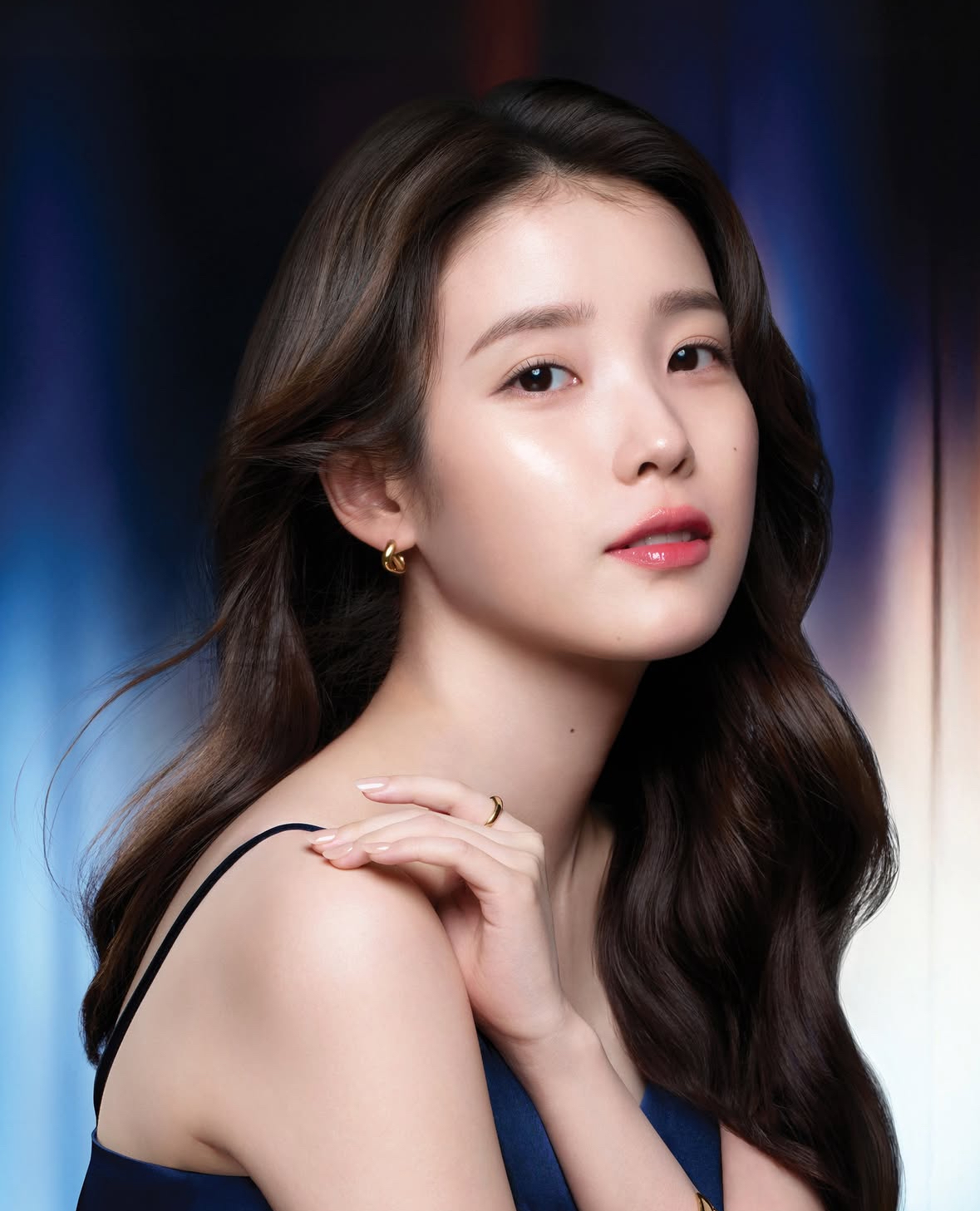 Recent activity shot of IU