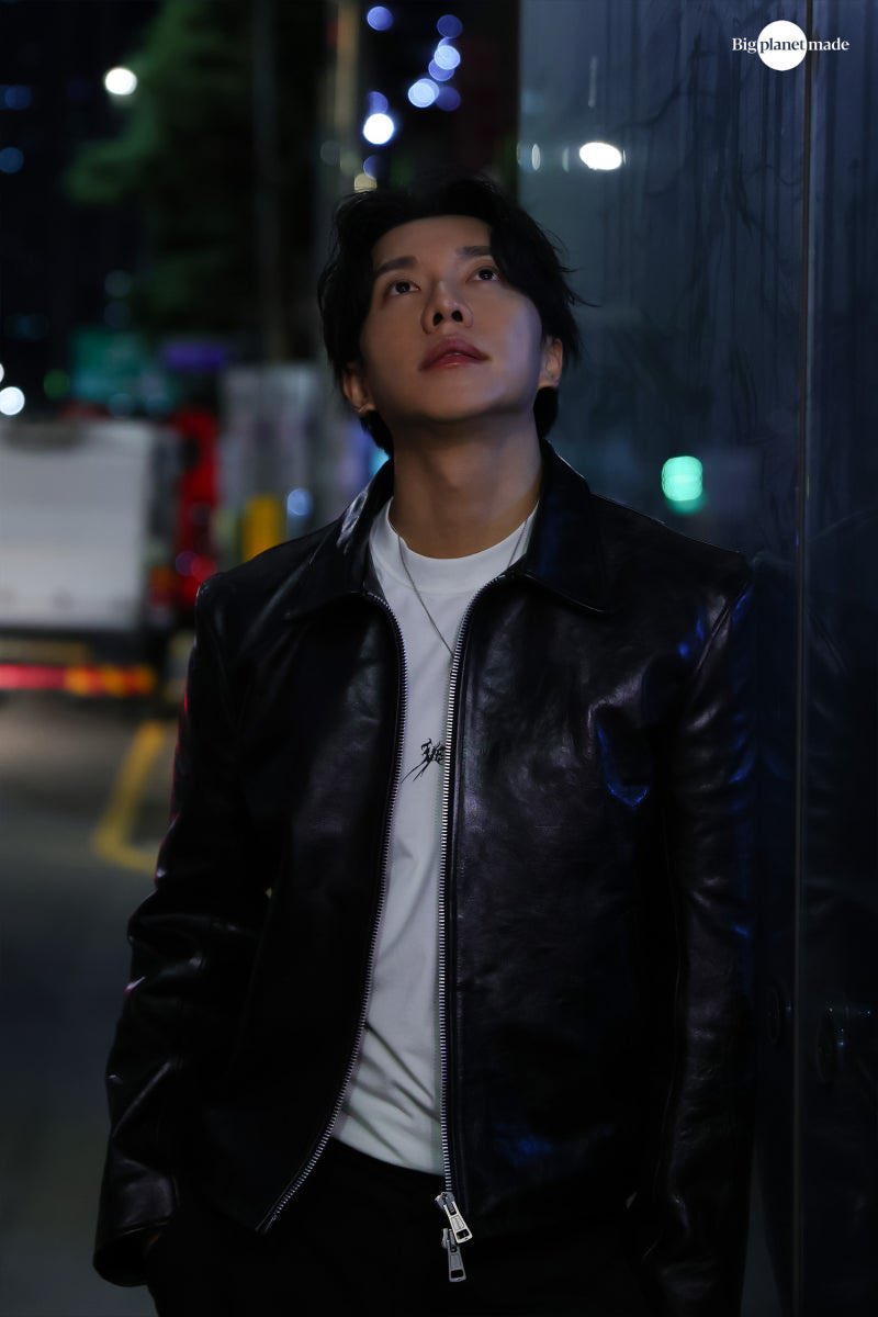 Latest photo of Lee Seunggi