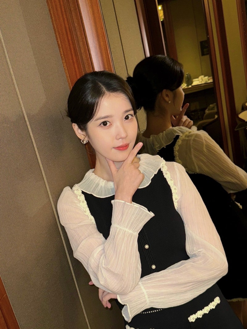 Latest photo of IU