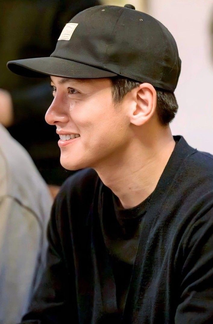 지창욱 최근 활동샷