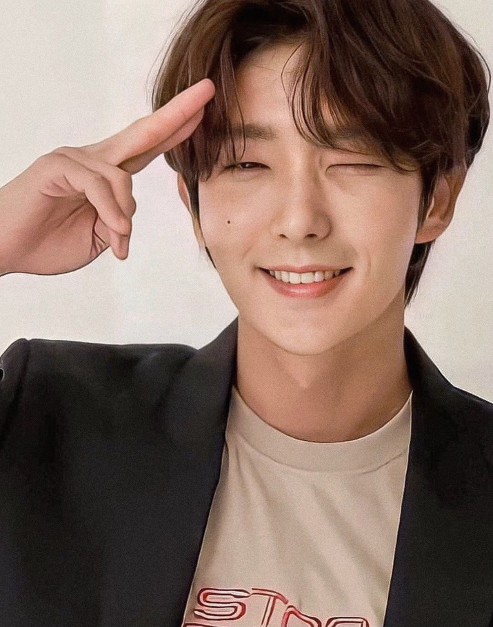 Cuplikan di balik layar dari Lee Joongi