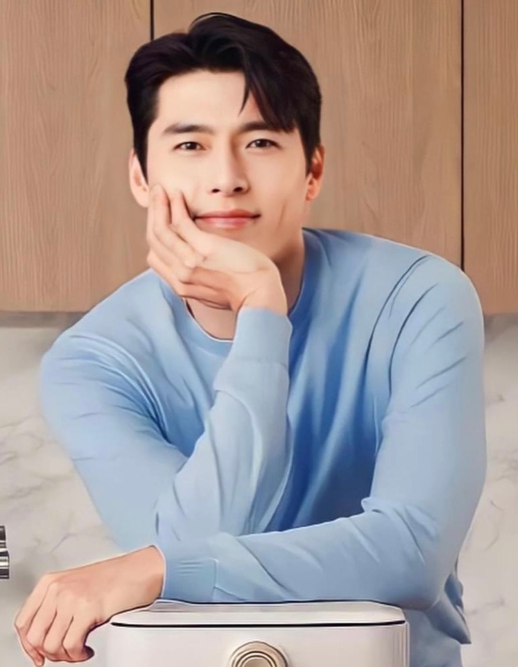Behind-the-scenes cut of Hyun Bin