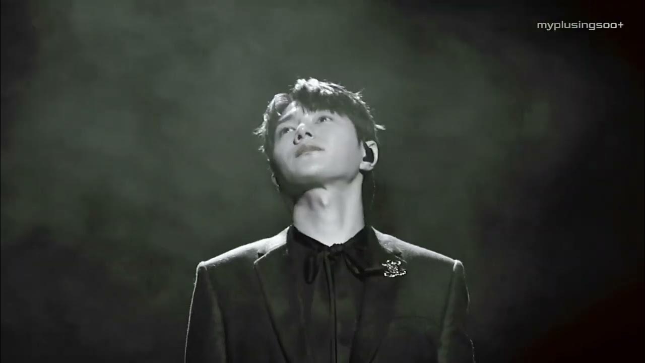 Behind-the-scenes cut of Kim Myungsoo (L)