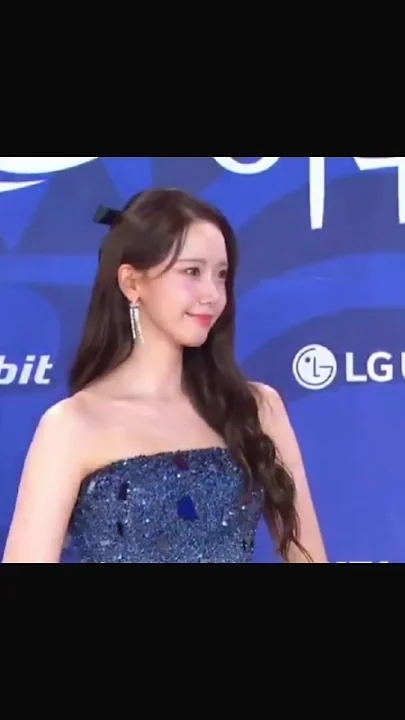 Special wallpaper made by Yoona's fans
