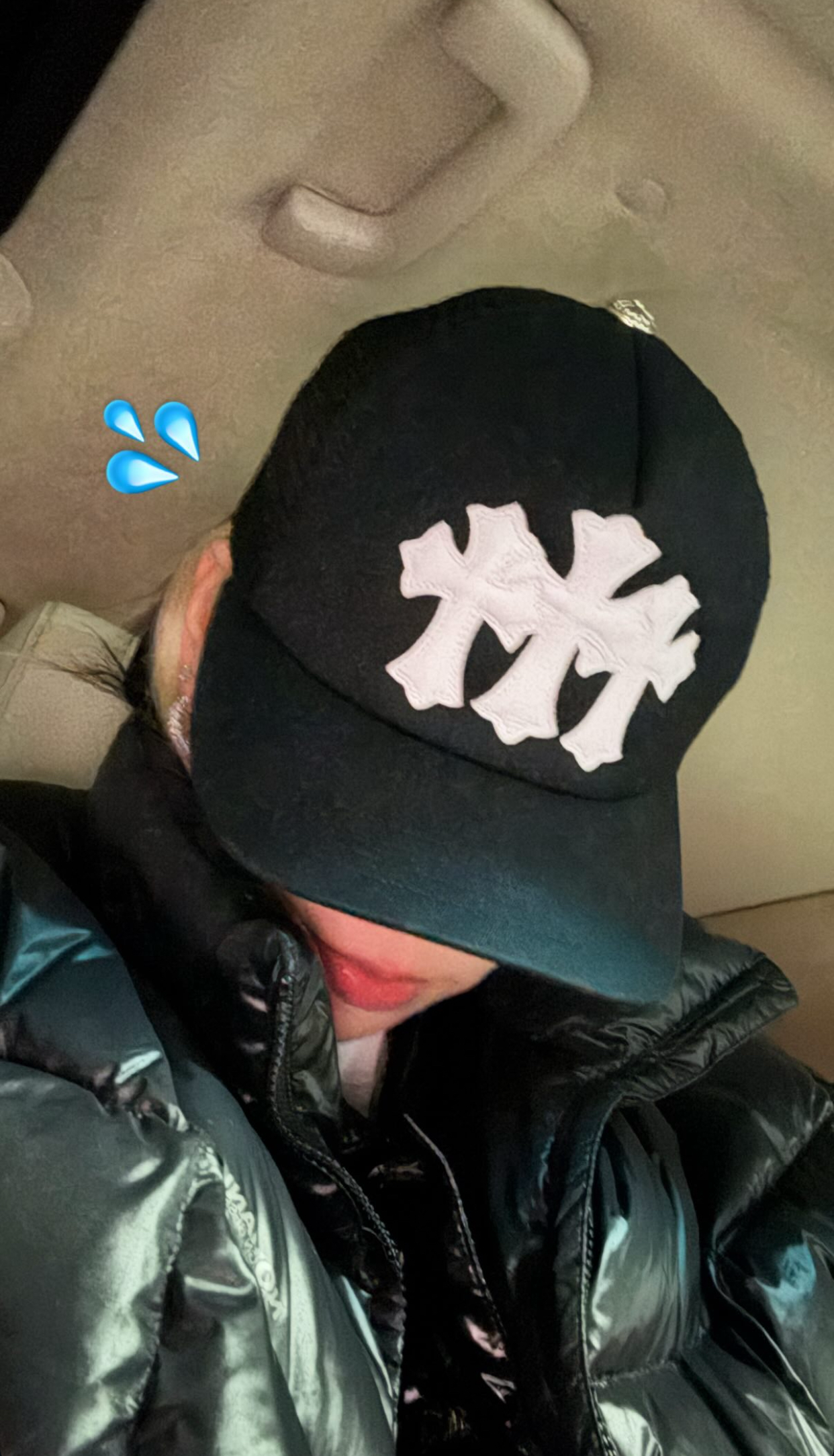 Representative background image loved by BADA fandom