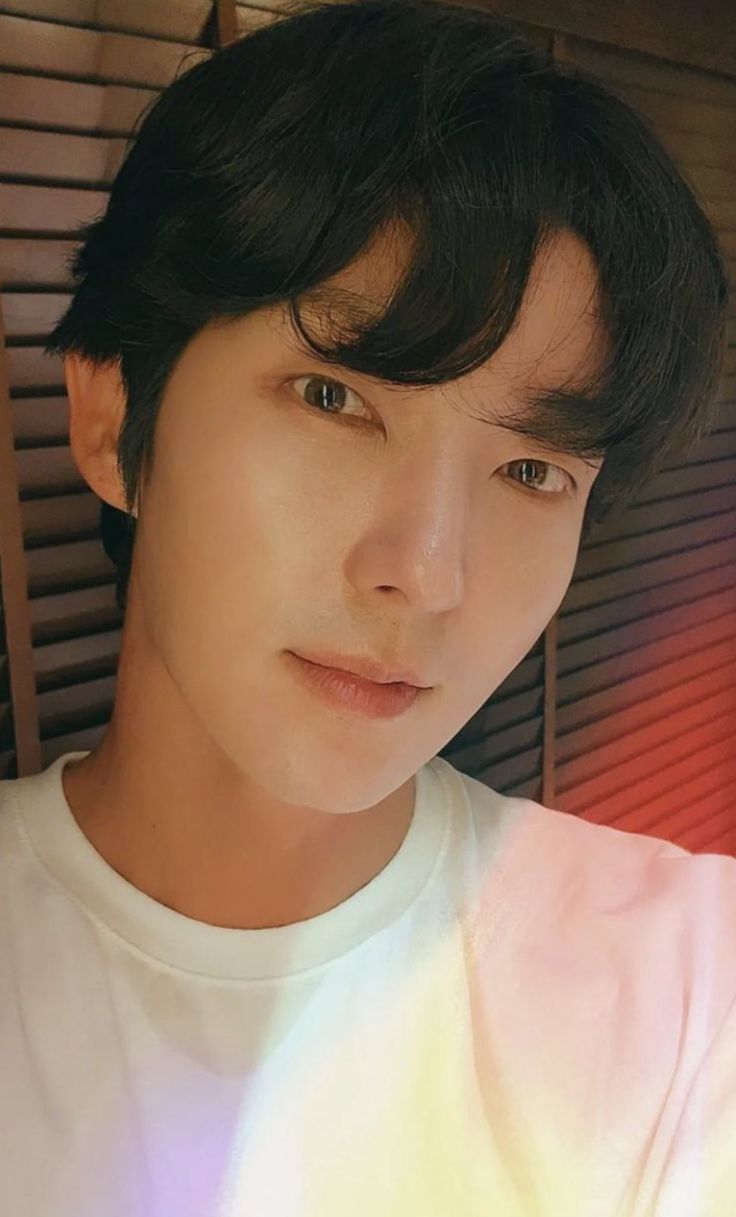 Wallpaper hari ini yang populer di komunitas Lee Joongi
