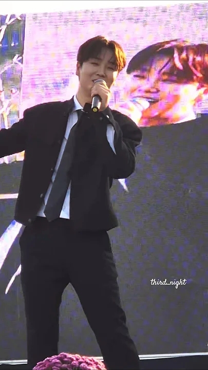 Today's popular wallpaper in Song Minjun community