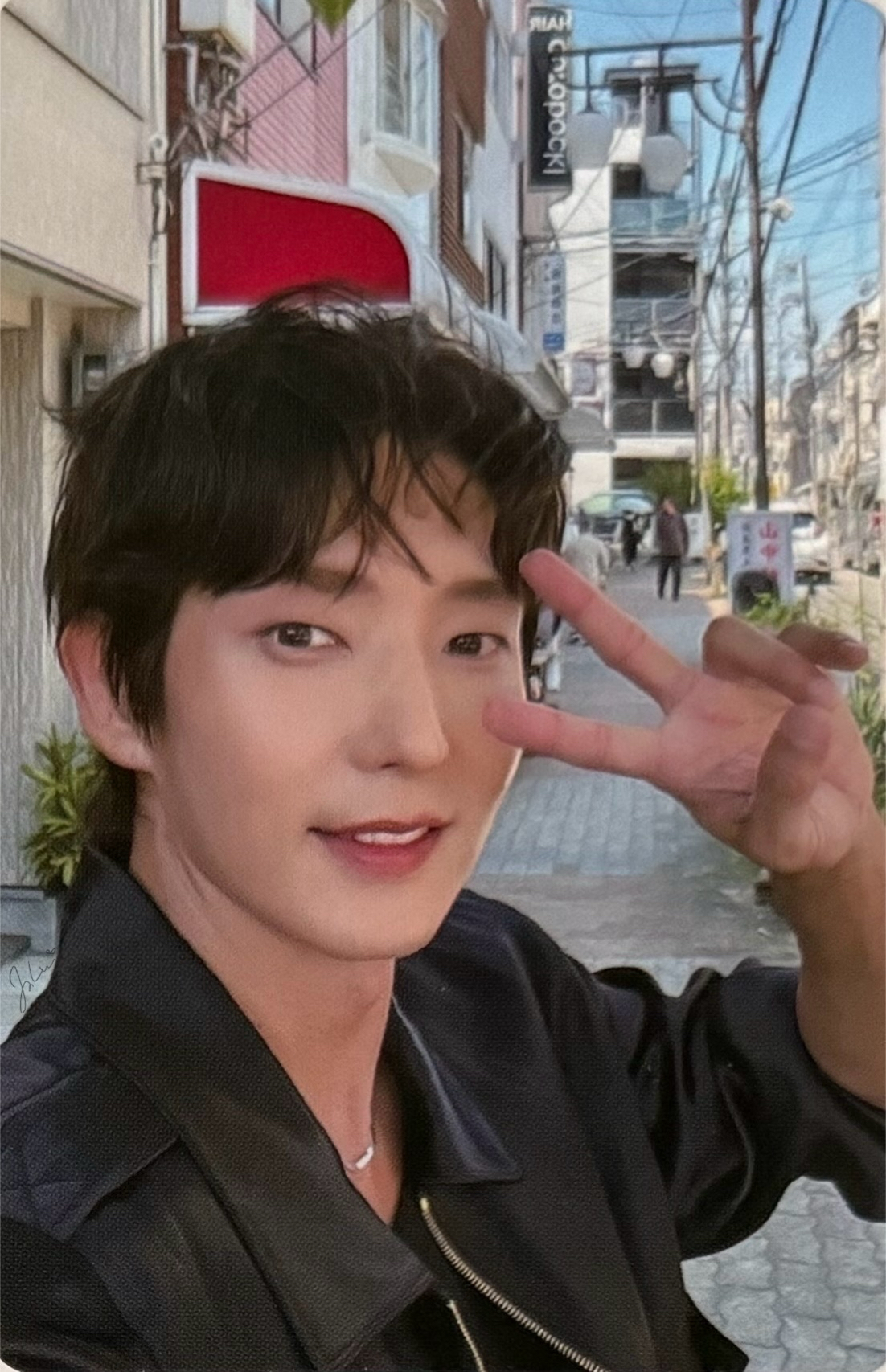 Latest photo of Lee Joongi